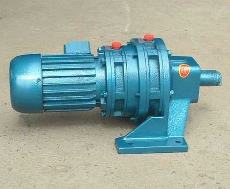 XWED行星摆线针轮减速机（8000系列）XWED planetary cycloidal pinwheel reducer (8000 series)